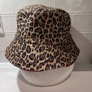 NWOT Leopard Print Women Bucket Hat